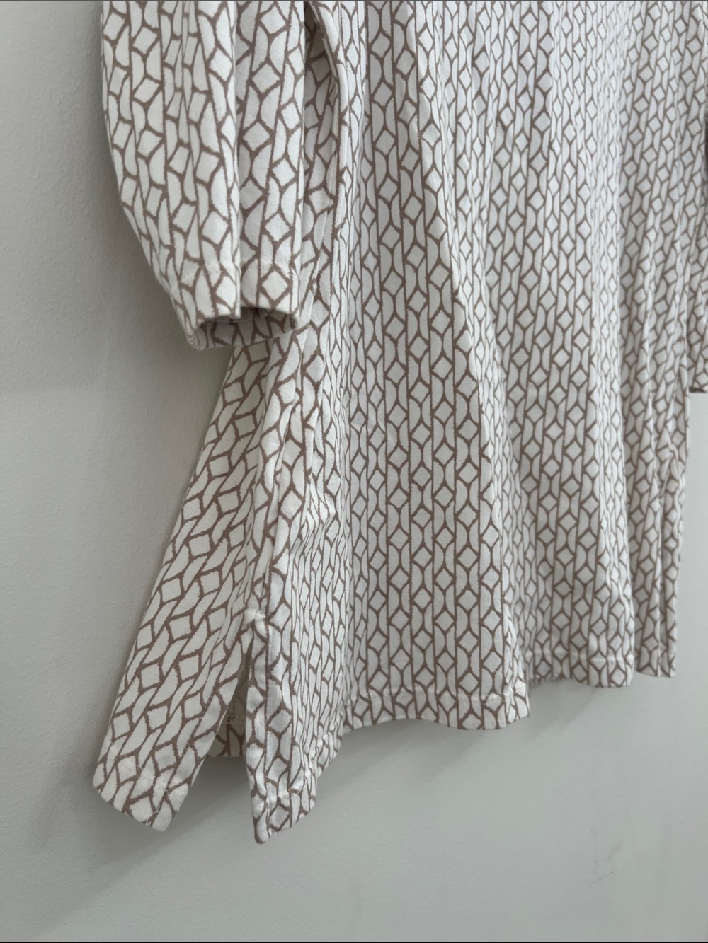 Coldwater Creek Cream Tunic with Tan Embroidered V-Detail - Picture 8 of 8